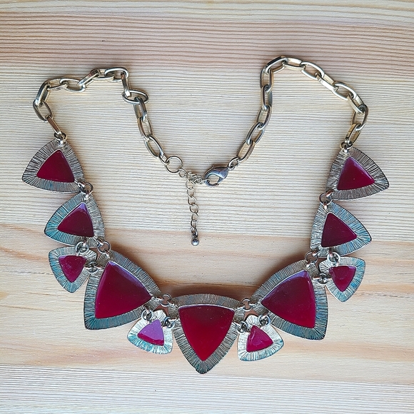 Burgundy and Goldtone Faceted Triangle Statement Necklace - Picture 2 of 4